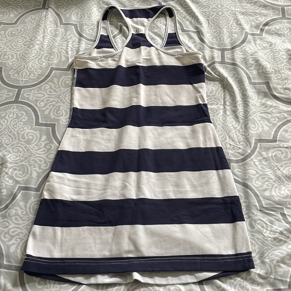 ⛴ Lululemon Racerback Reversible Tank ⛴ - Picture 4 of 7